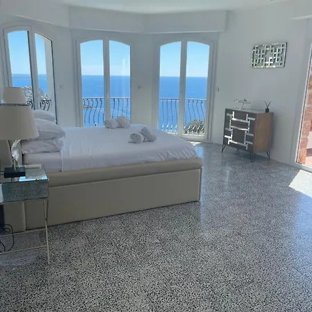 4 Bed 4 Bath Villa W Sea Views & Infinity Pool *